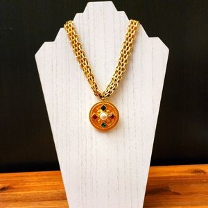 Ben Amun Gold Tone Choker Necklace With Bejeweled Pendant